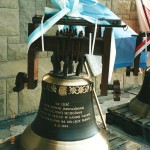 Dzwon na cześć Matki Bożej Częstochowskiej w Kaplicy Na Brzegu