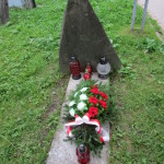 Miejsce rozstrzelania 11 zakładników  14 listopada 1943 roku pochowanych potajemnie przed Niemcami w PIWNICY MŁYNKOWSKIEJ poniżej Kaplicy Na Brzegu 