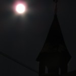 Superksiężyc nad Kaplicą Na Brzegu
