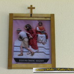 Droga Krzyżowa w Kaplicy Na Brzegu w Kasinie Wielkiej - stacja I