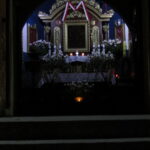 Kaplica Na Brzegu nocą